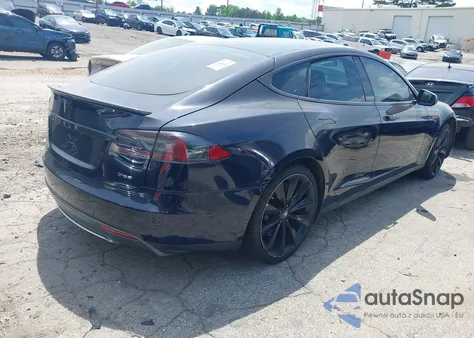 2013 Tesla Model S Performance из США, поврежденный, VIN 5YJSA1DP6DFP06464